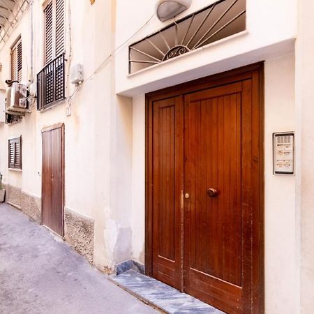 Talia - Central And Elegant Suites In The Heart Of Palermo Bagian luar foto