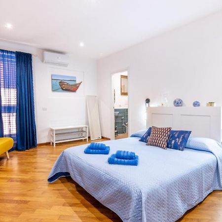 Talia - Central And Elegant Suites In The Heart Of Palermo Bagian luar foto